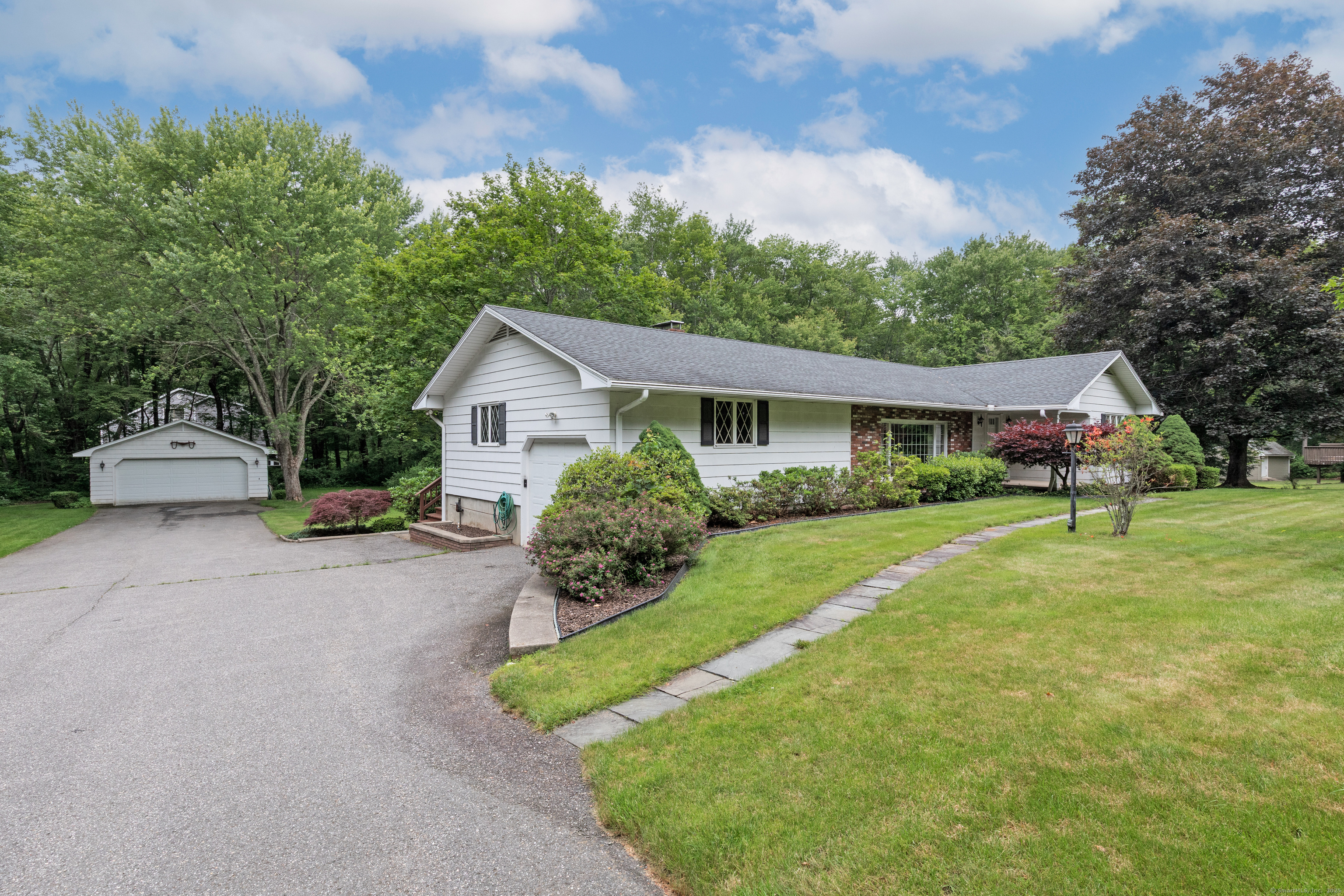 Property Photo:  190 Allerton Farms Road  CT 06762 