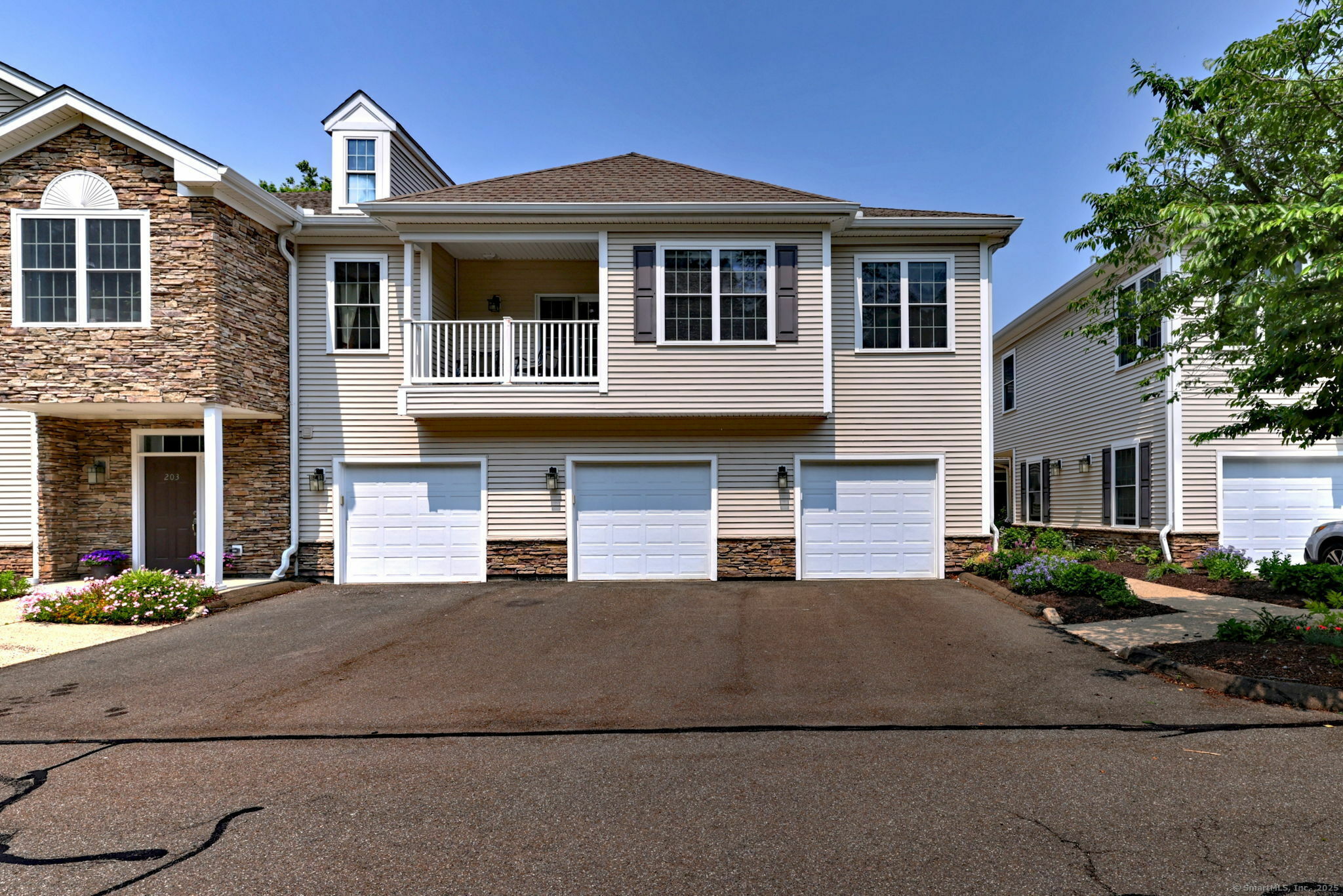 Property Photo: 35 Todd Street 204 CT 06518