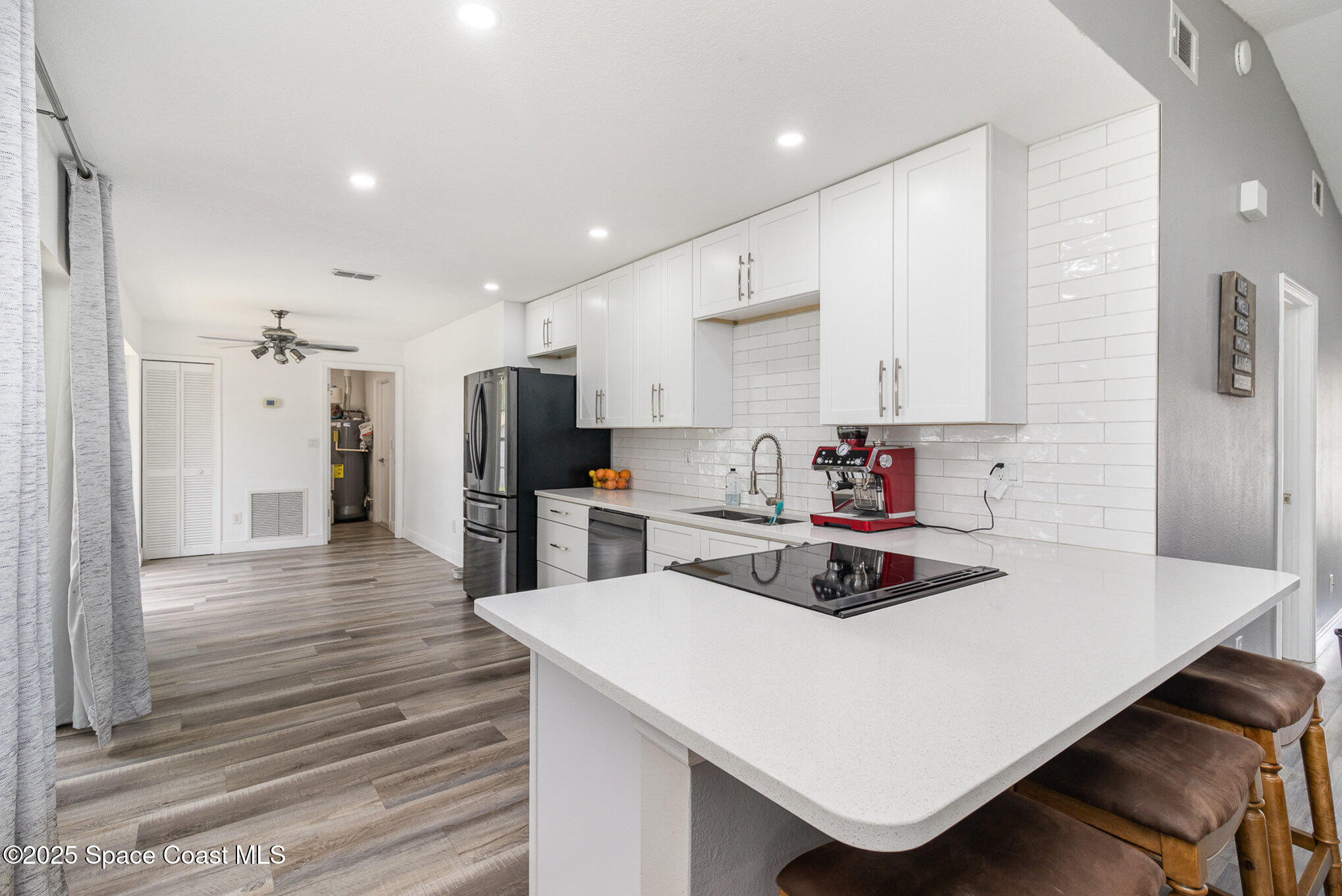 Property Photo:  813 Laurel Drive  FL 32955 