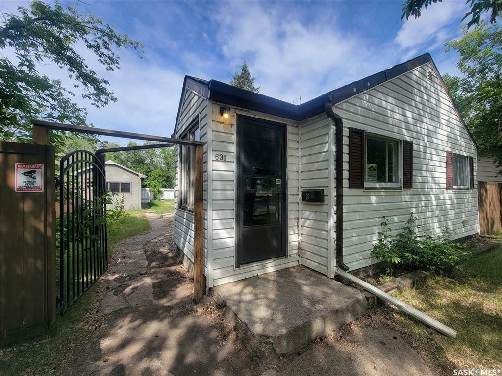 Property Photo: 631 102nd Street SK S9A 1C9