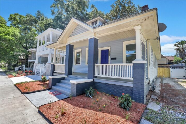 Property Photo:  521 Seiler Avenue  GA 31401 