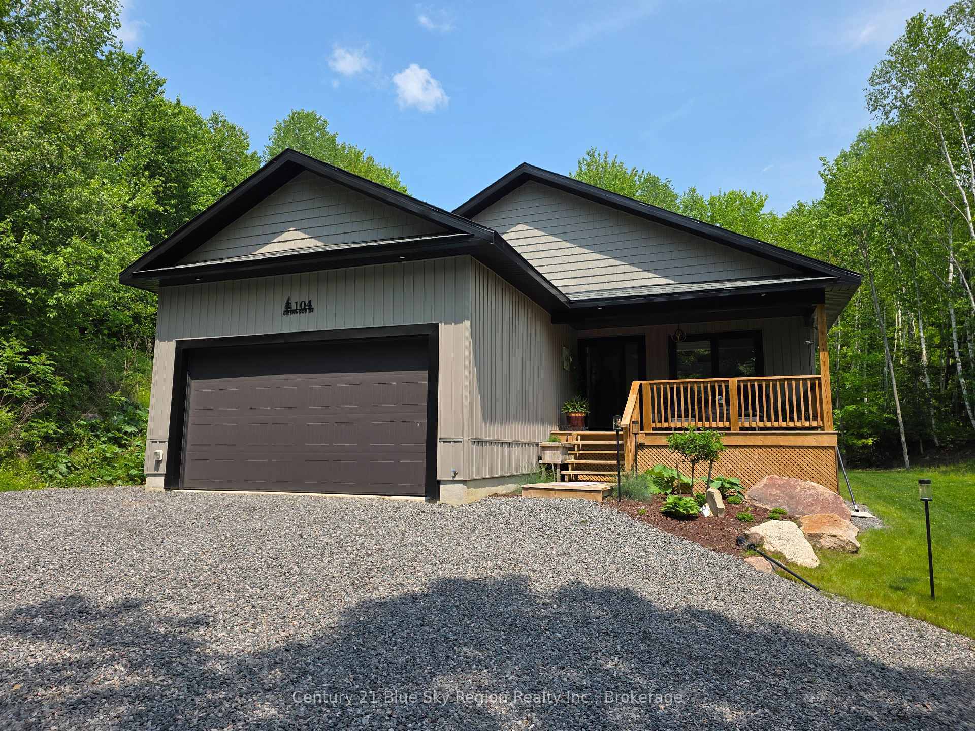 Property Photo: 104 Greenwood Drive ON P0H 1E0