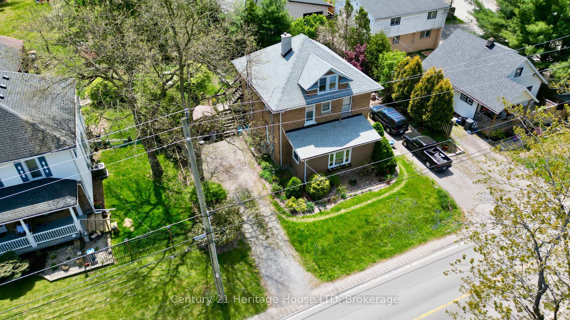 Property Photo: 272 Canboro Road ON L0S 1M0