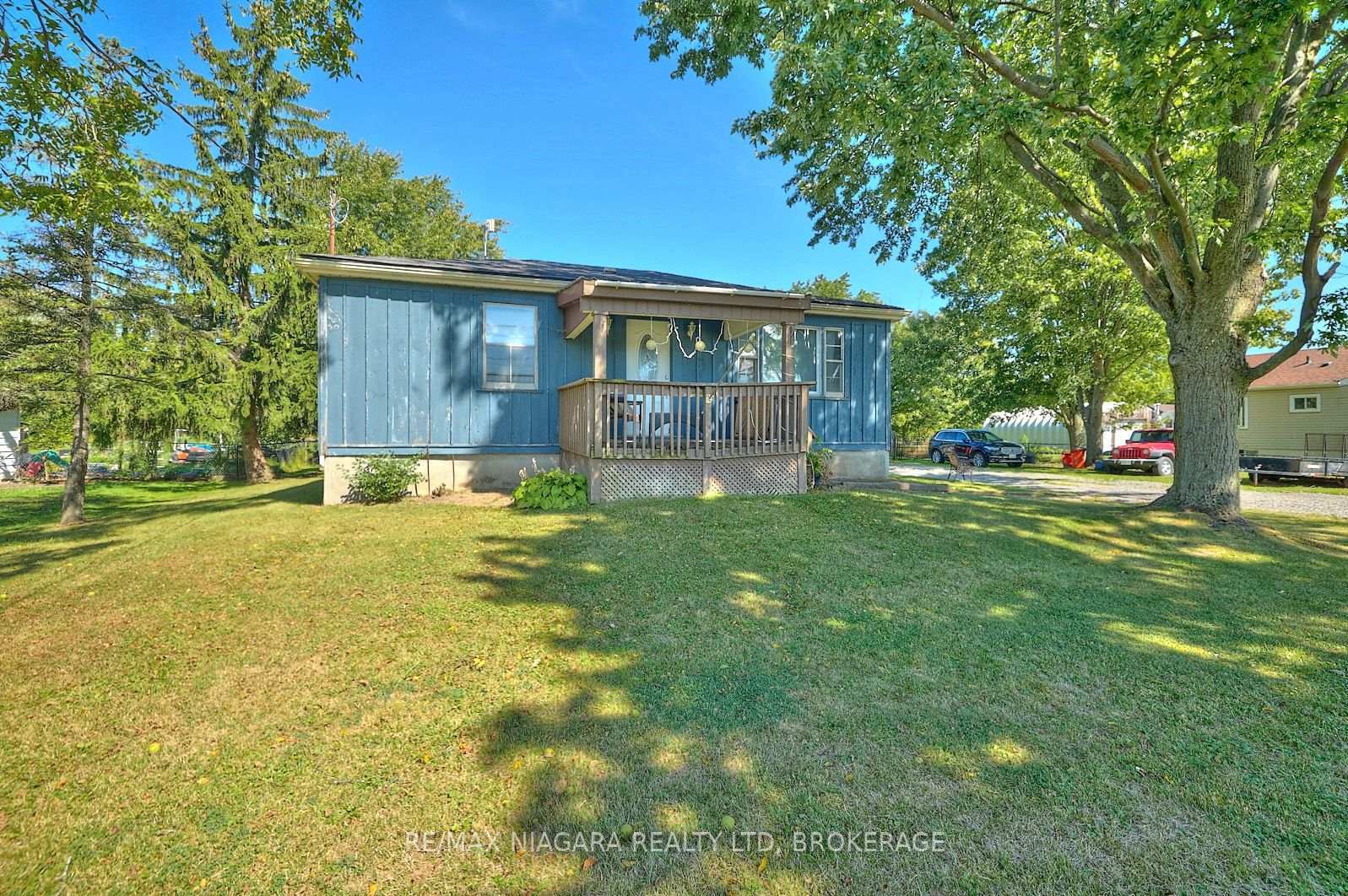 Property Photo: 40252 Forks Road ON L0S 1V0