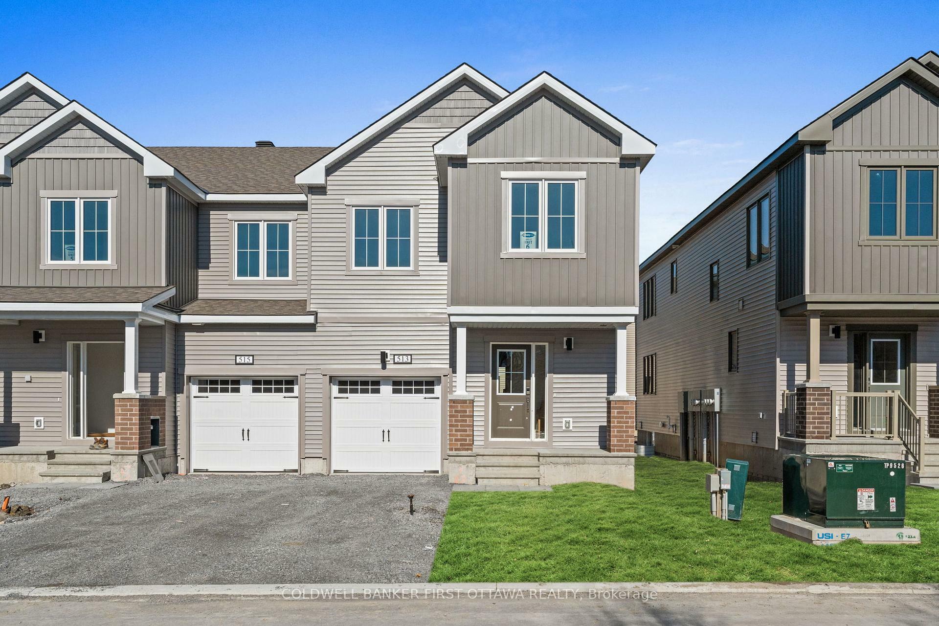 Property Photo: 513 Brigatine Avenue ON K2S 0P9