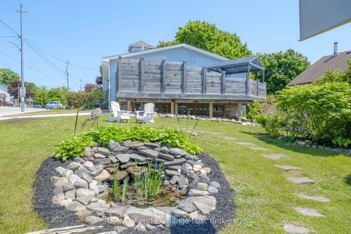 Property Photo: 511 Havelock Street ON N0G 2H0