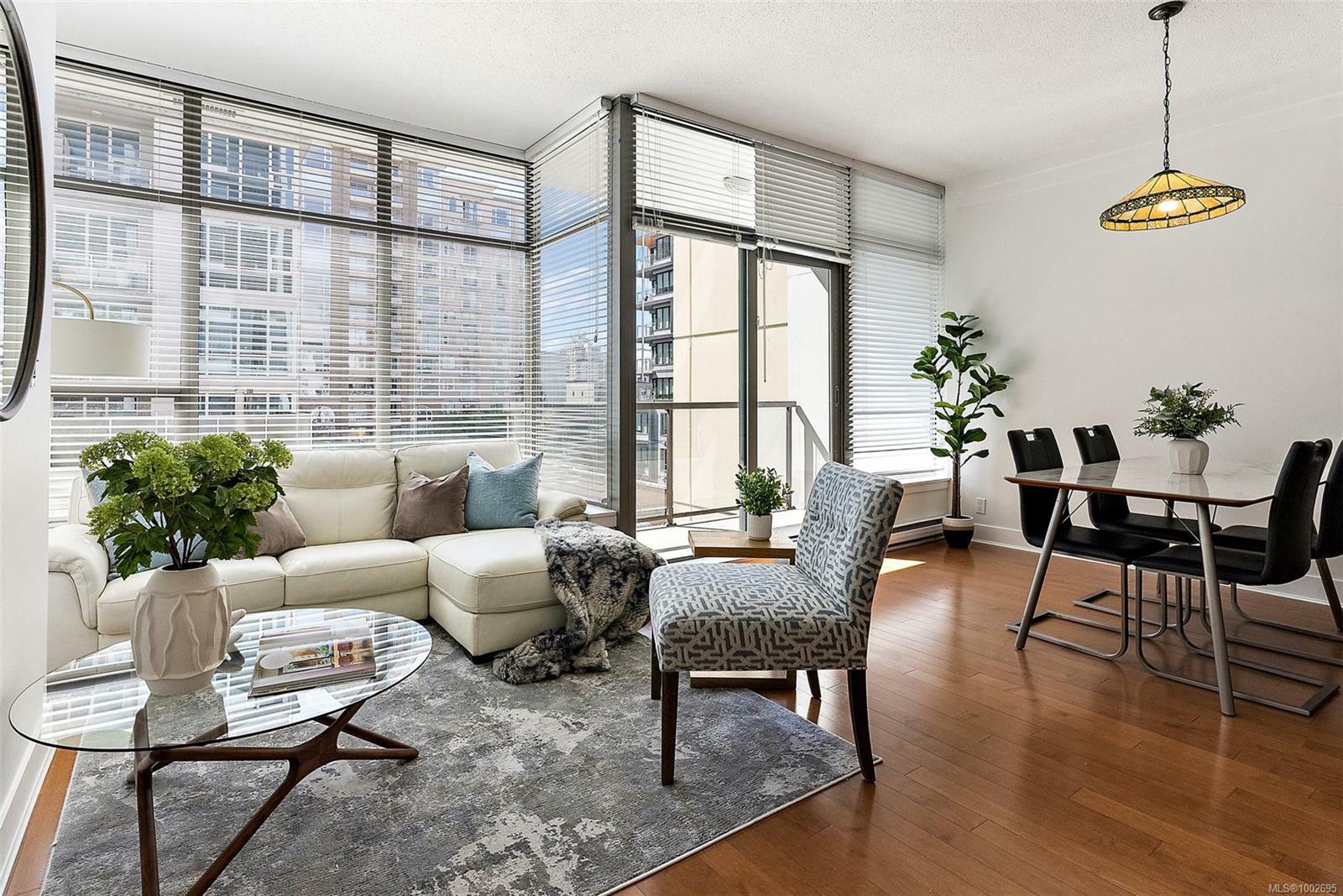 Property Photo: 845 Yates St 304 BC V8W 4A3