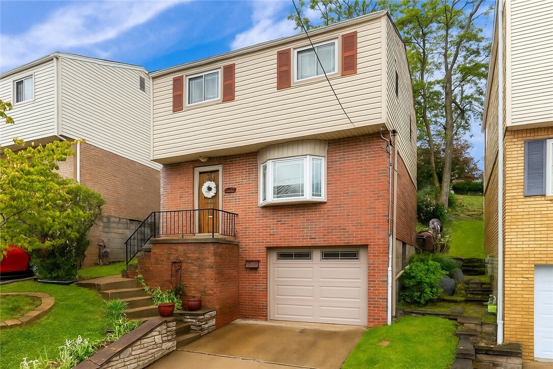 Property Photo: 2920 Roland Ave PA 15227