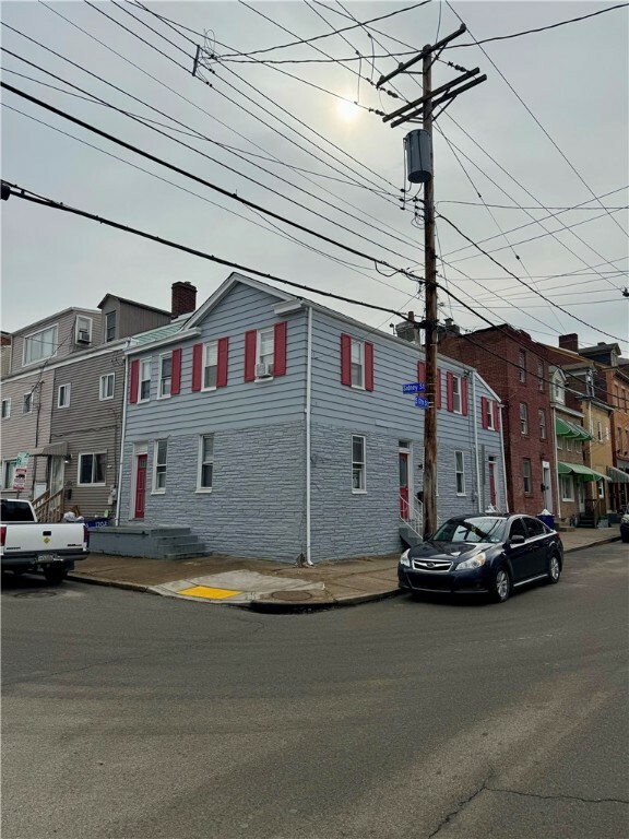 67 S 17th St  South Side PA 15203 photo