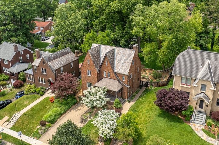 Property Photo:  136 Inglewood Drive  PA 15228 