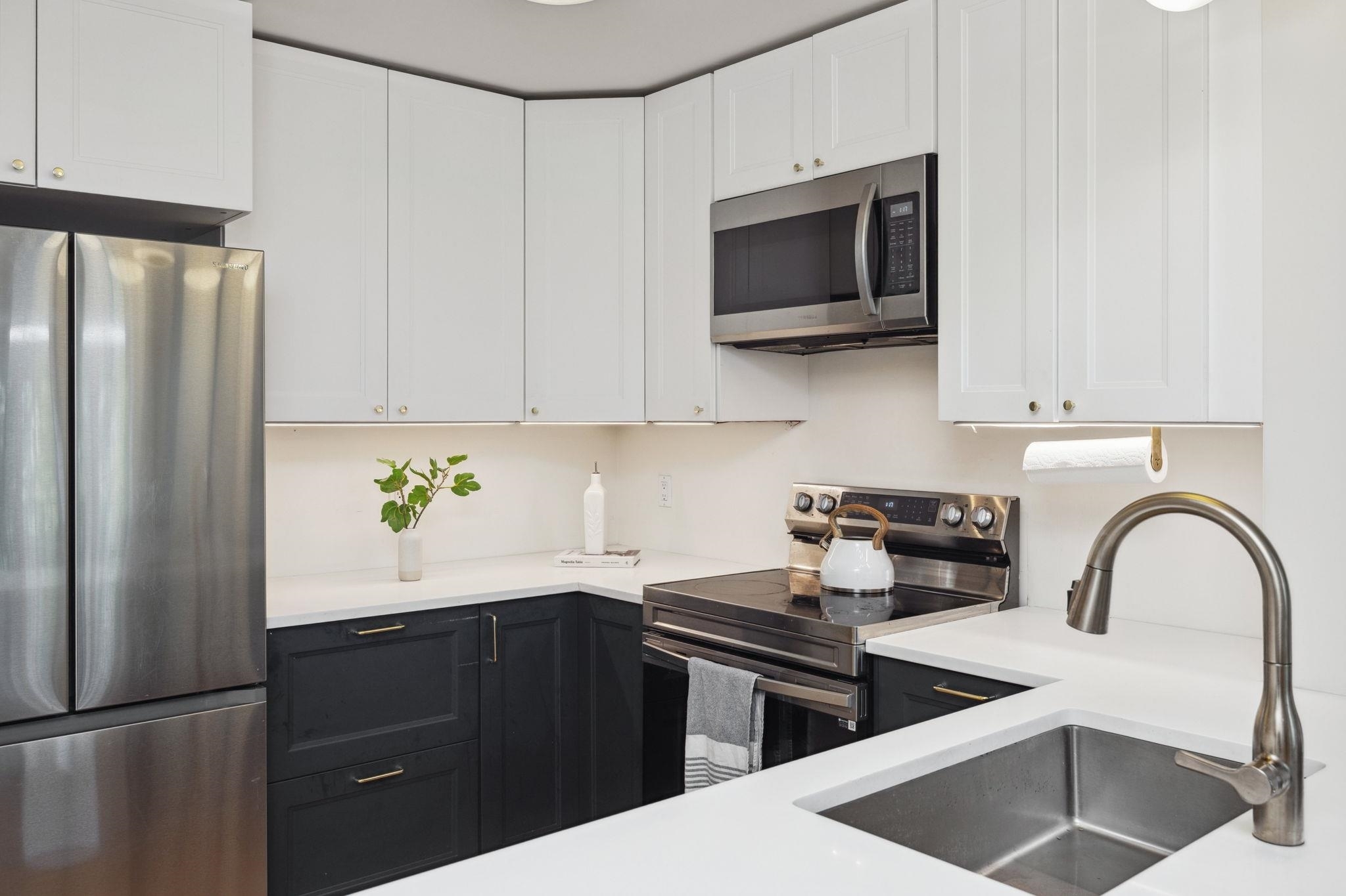 Property Photo: 3278 Heather Street 318 BC V5Z 4R9