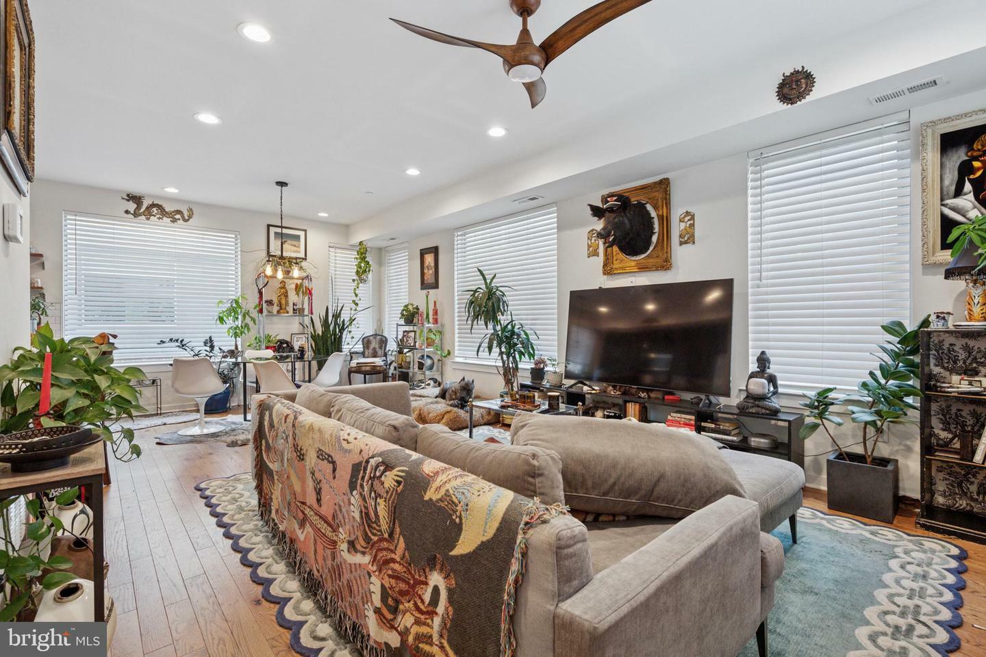 Property Photo: 2128 Kensington Walk PA 19125