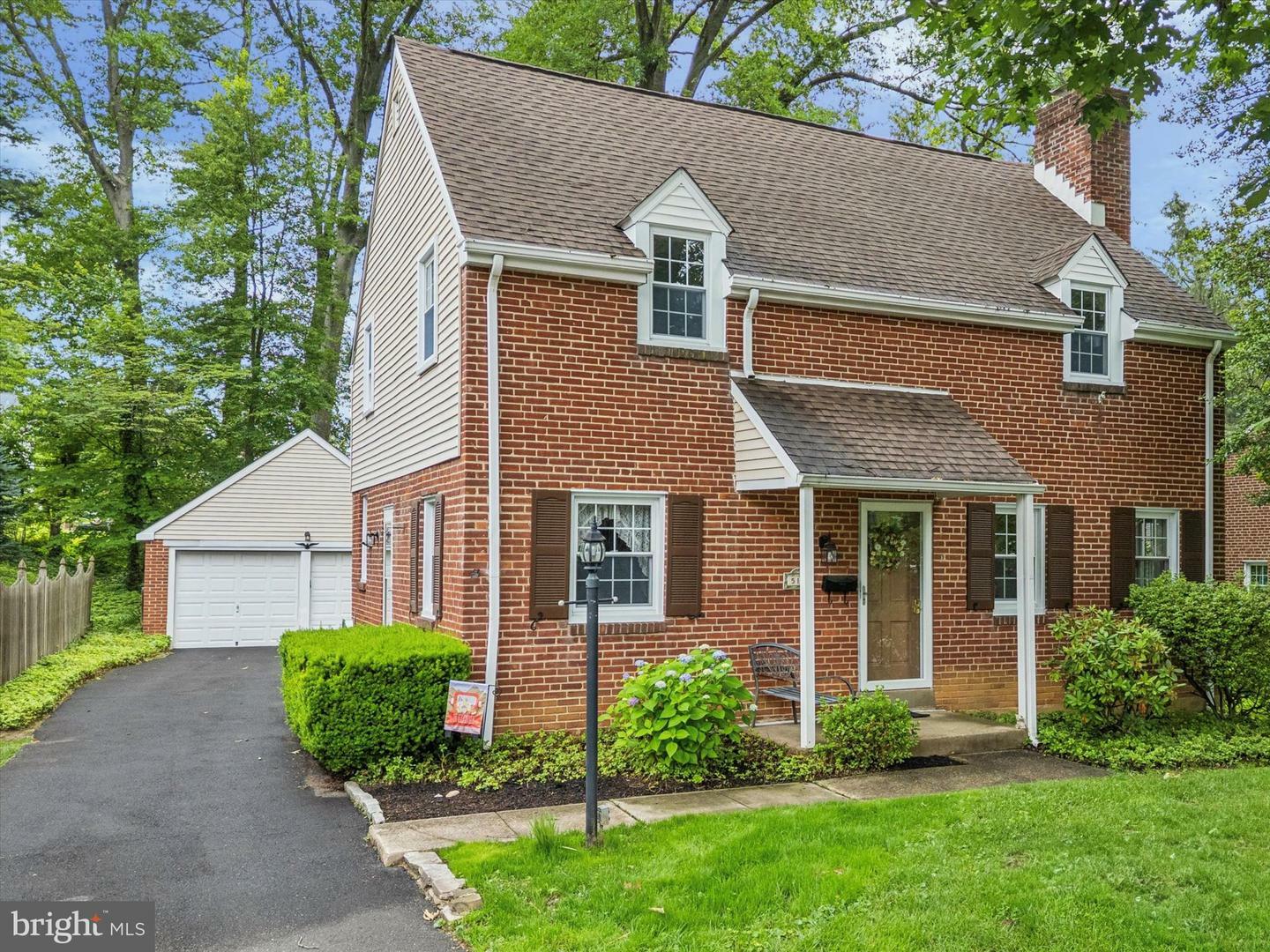 Property Photo: 515 Marks Road PA 19075