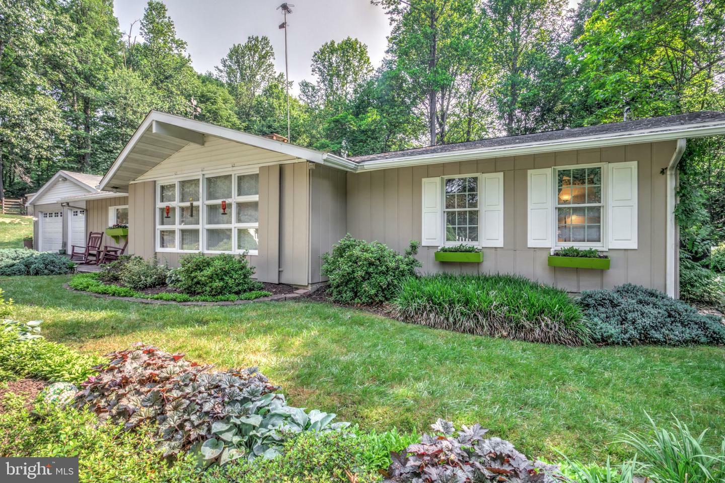 Property Photo: 1534 Benton Hollow Road PA 17518