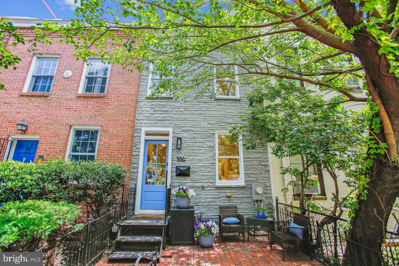 Property Photo: 336 6th Street SE DC 20003