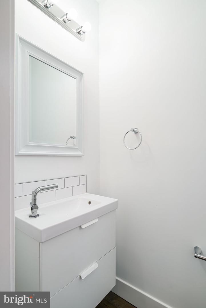 Property Photo:  1737 N 28th Street  PA 19121 