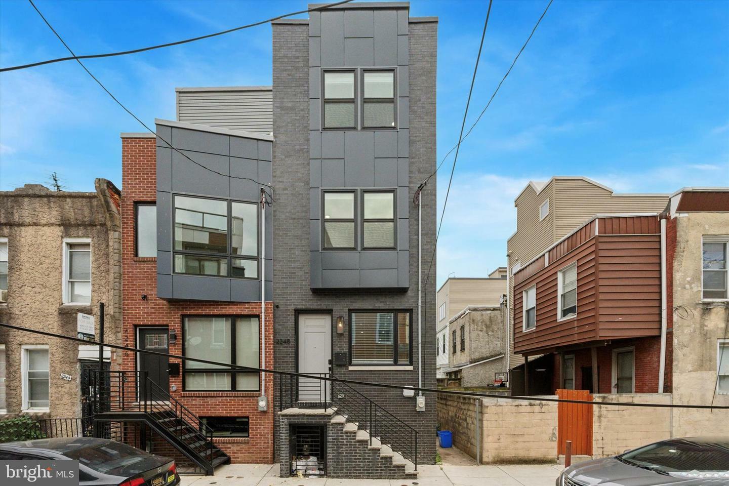 2248 Earp Street  Philadelphia PA 19146 photo