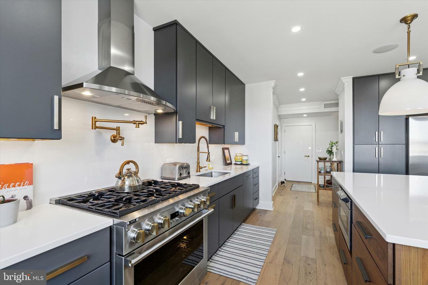 Property Photo: 191 Presidential Boulevard R1018-1019 PA 19004