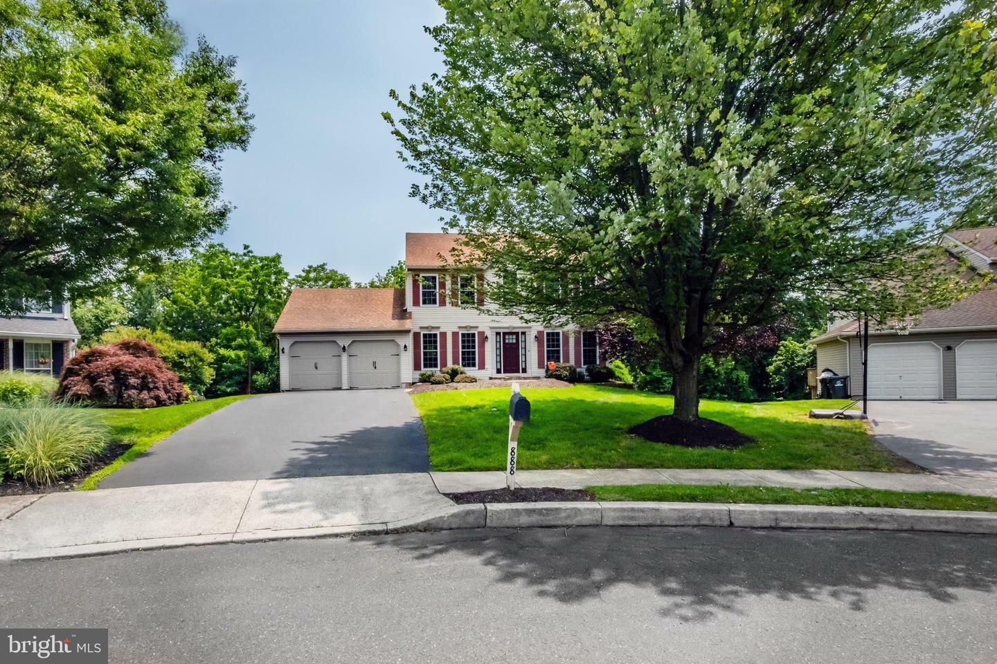 Property Photo: 888 Winding River Lane PA 19460