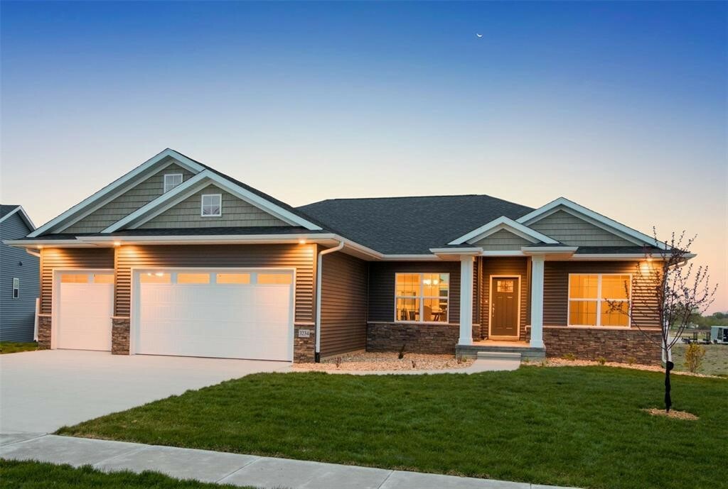 Property Photo: 5503 Seminole Valley Trail NE IA 52411