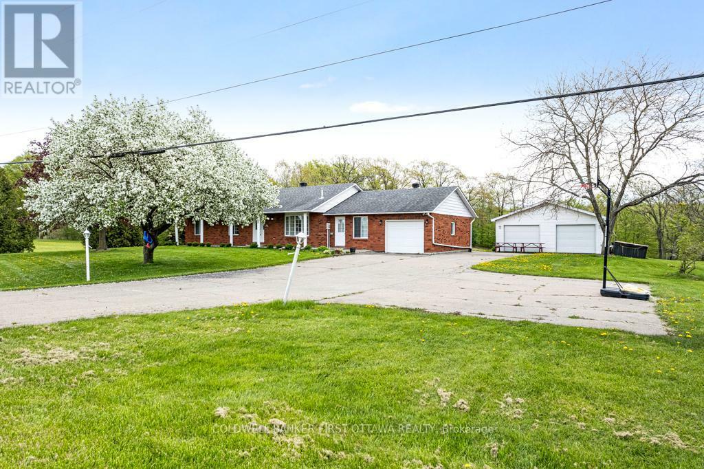 Photo de la propriété: 467 Lake Eloida Road ON K0E 1Y0