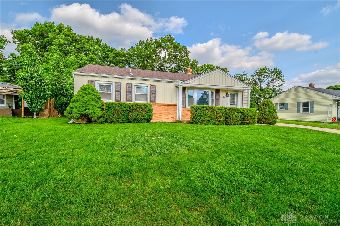 Property Photo:  252 N Tippecanoe Drive  OH 45371 