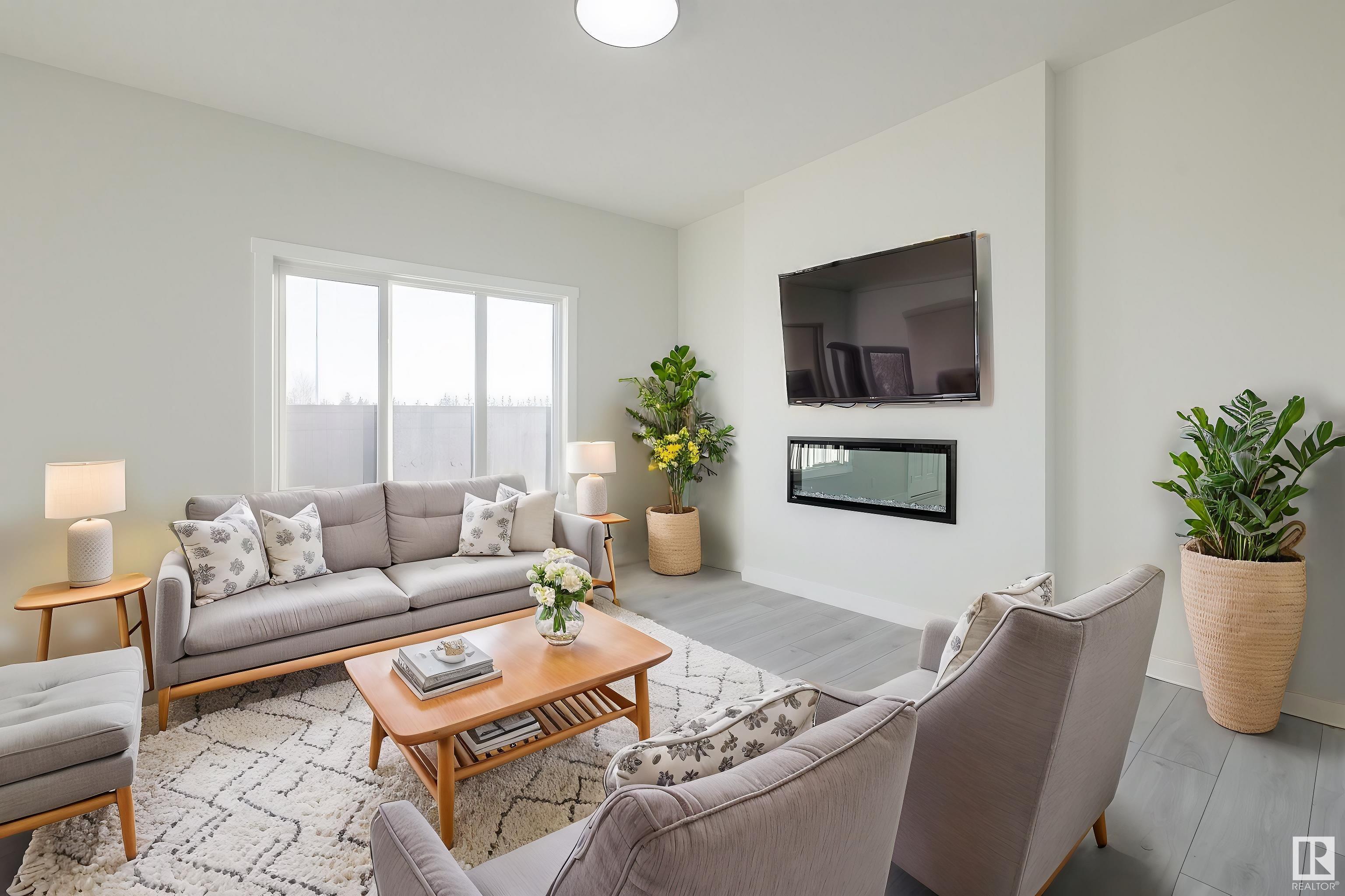Photo de la propriété: 412 27 Street SW AB T6X 3H9