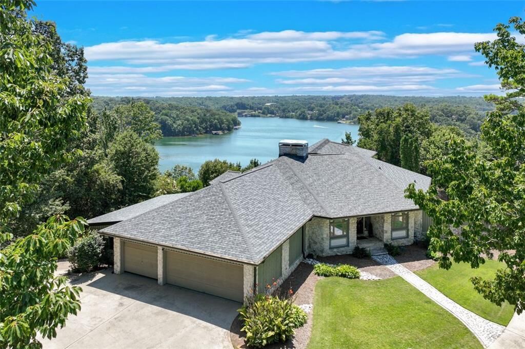 Property Photo: 2935 Thompson Mill Road GA 30506