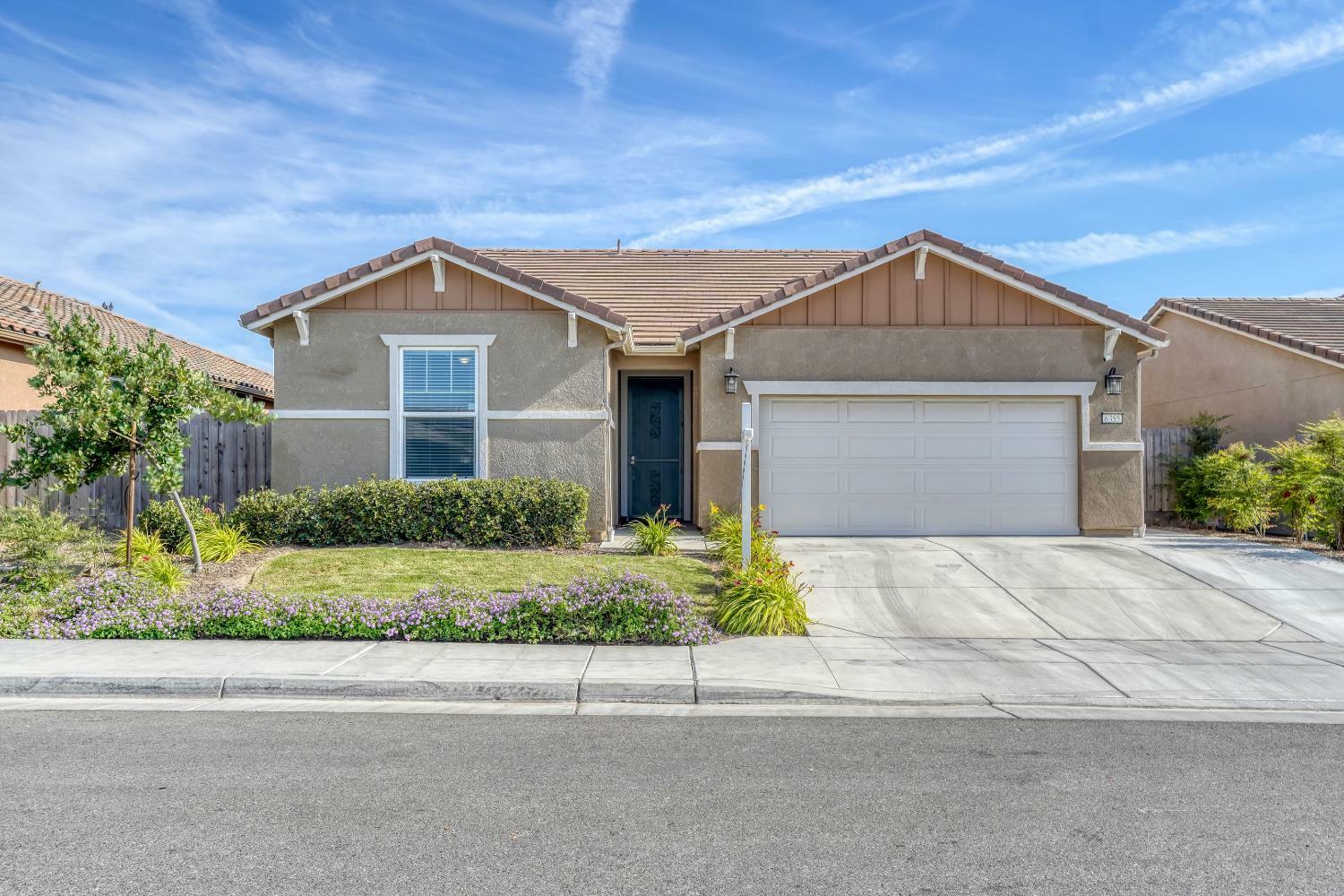 Property Photo: 6355 W Rialto Avenue CA 93723