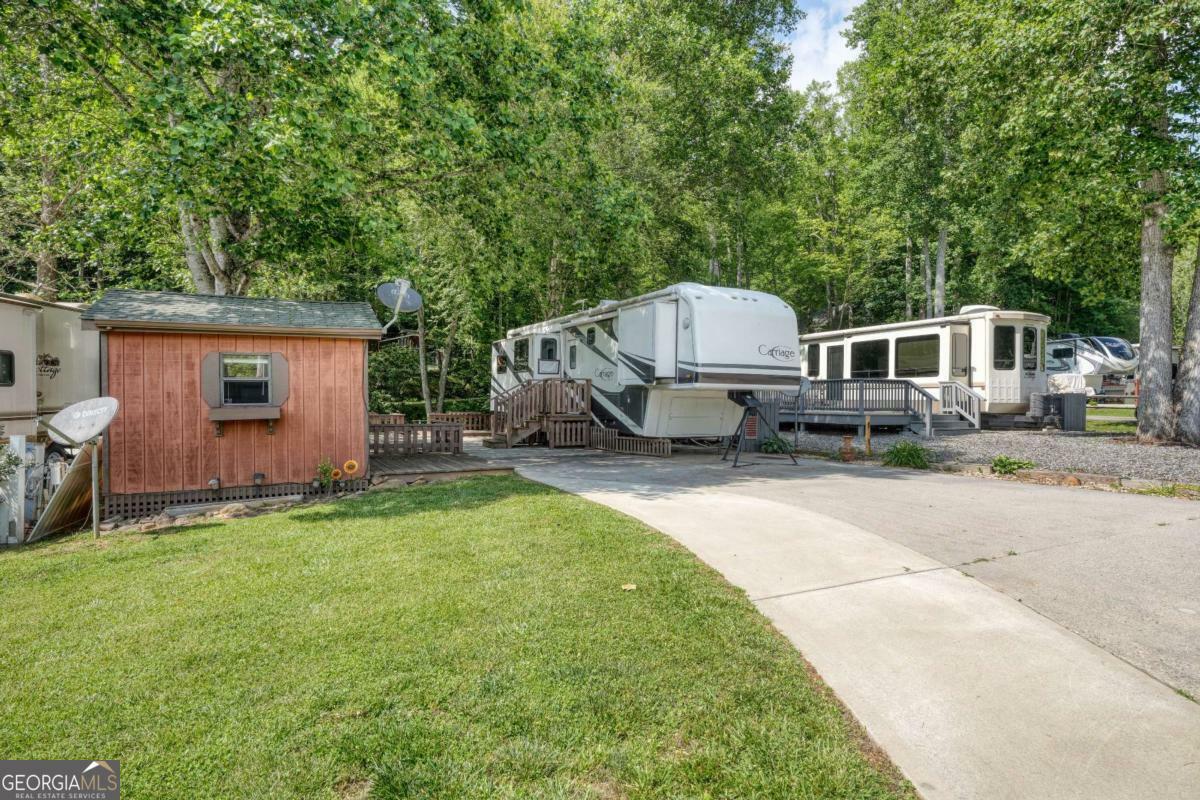 Property Photo: 28 Destination Drive GA 30512