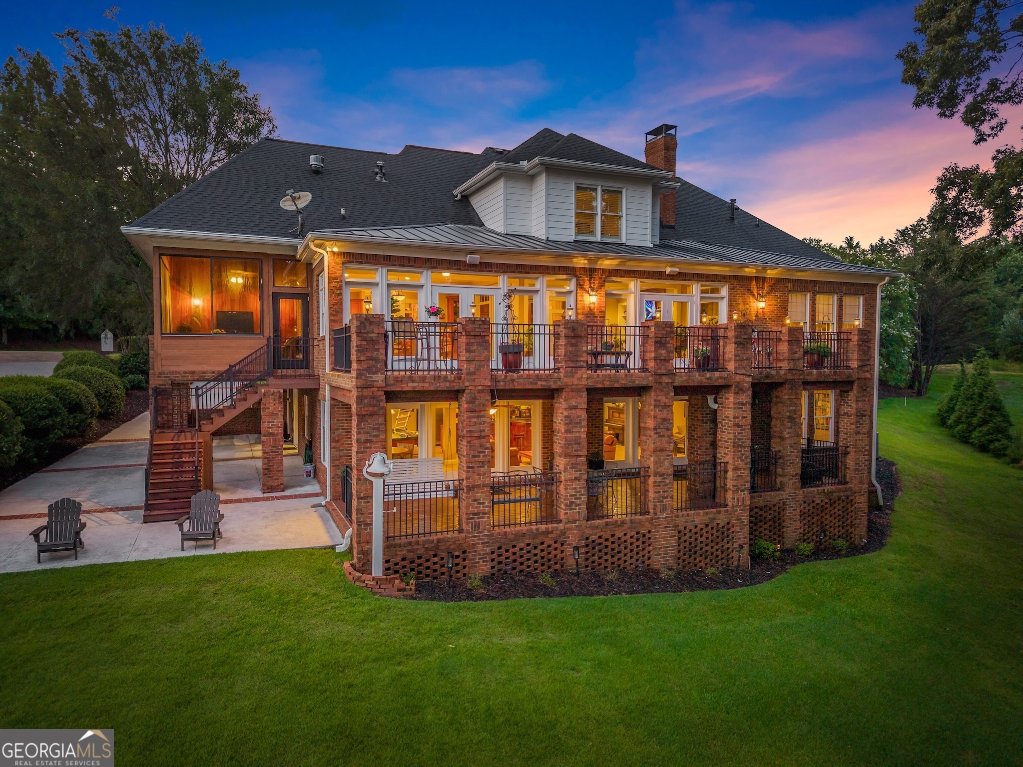 Property Photo: 6707 Summer Crest Court GA 30542