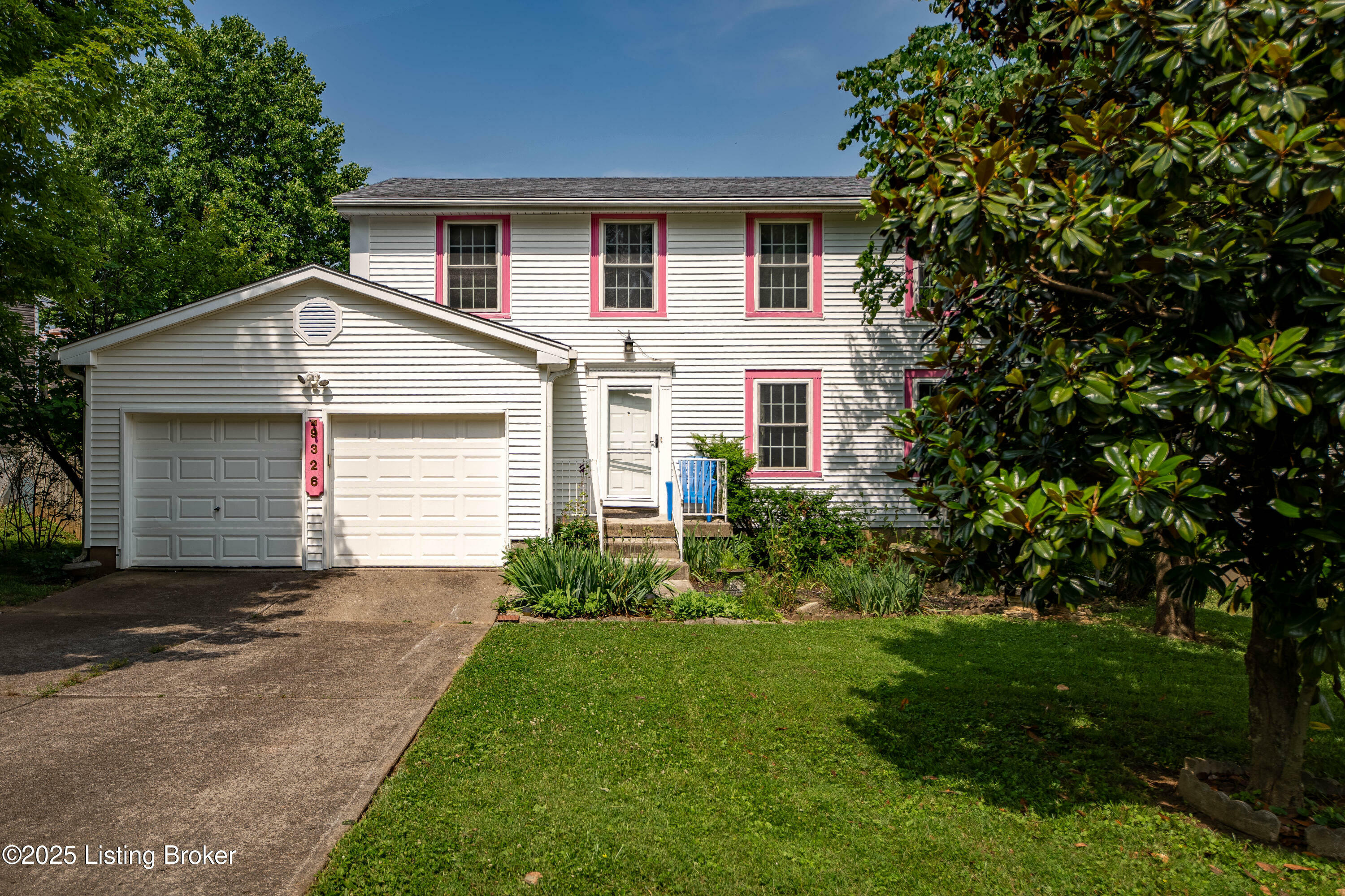 Property Photo: 9326 Plumwood Pl KY 40014