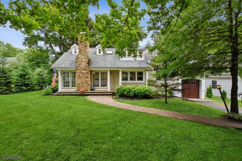 Property Photo: 39 Salem Rd NJ 07974