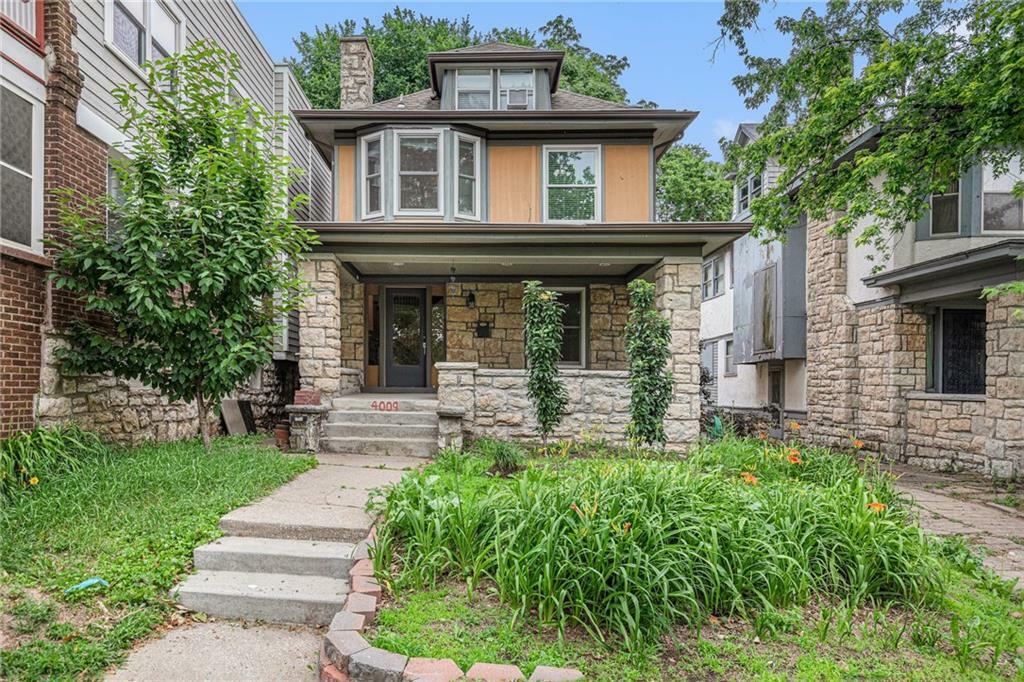 4009 Kenwood Avenue  Kansas City MO 64109 photo