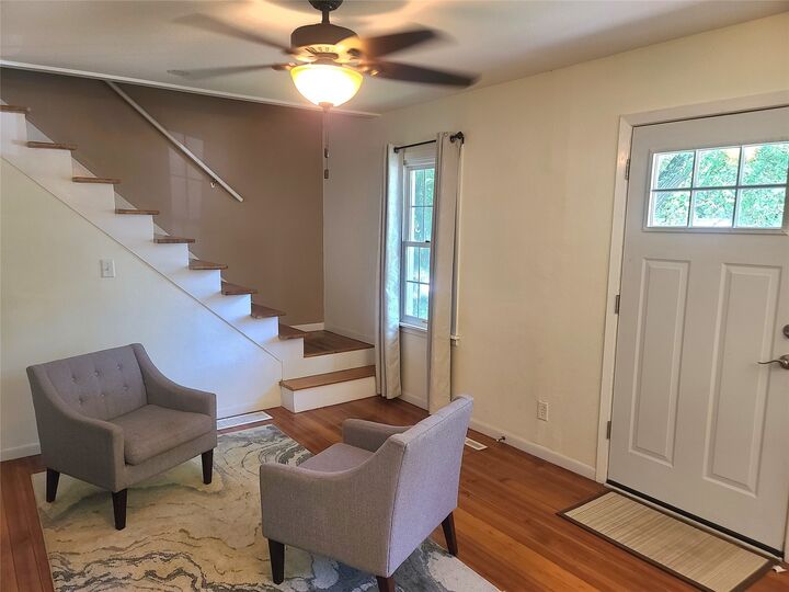 Property Photo: 707 E 27th Street S IA 50208