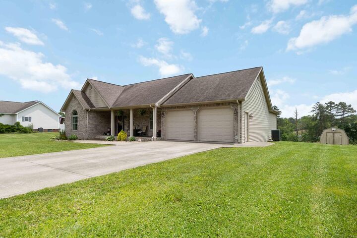 Property Photo: 195 Couch Baker Lane KY 40744