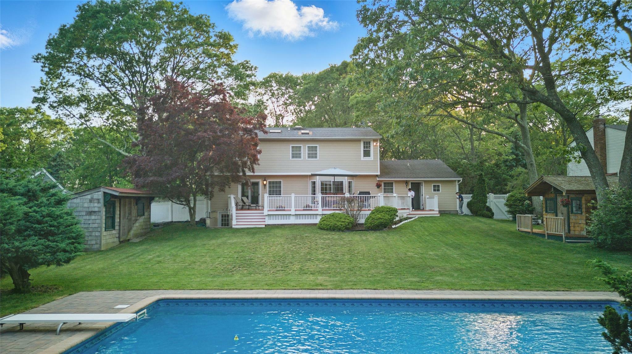 Property Photo: 39 Sandpiper Lane NY 11727