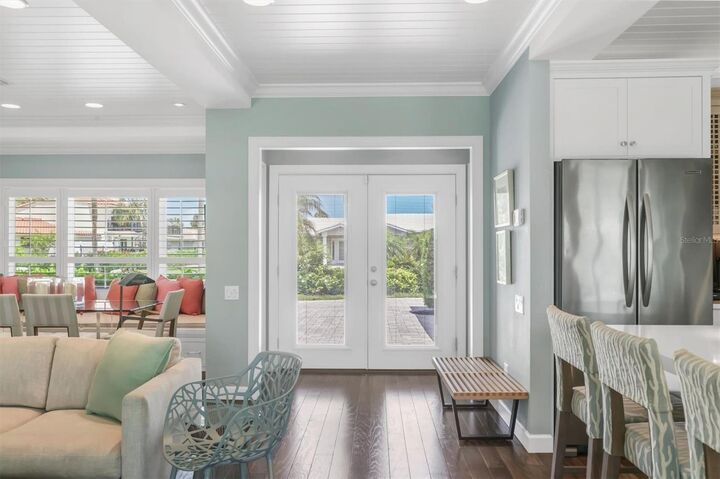 Property Photo: 510 Wedge Lane FL 34228