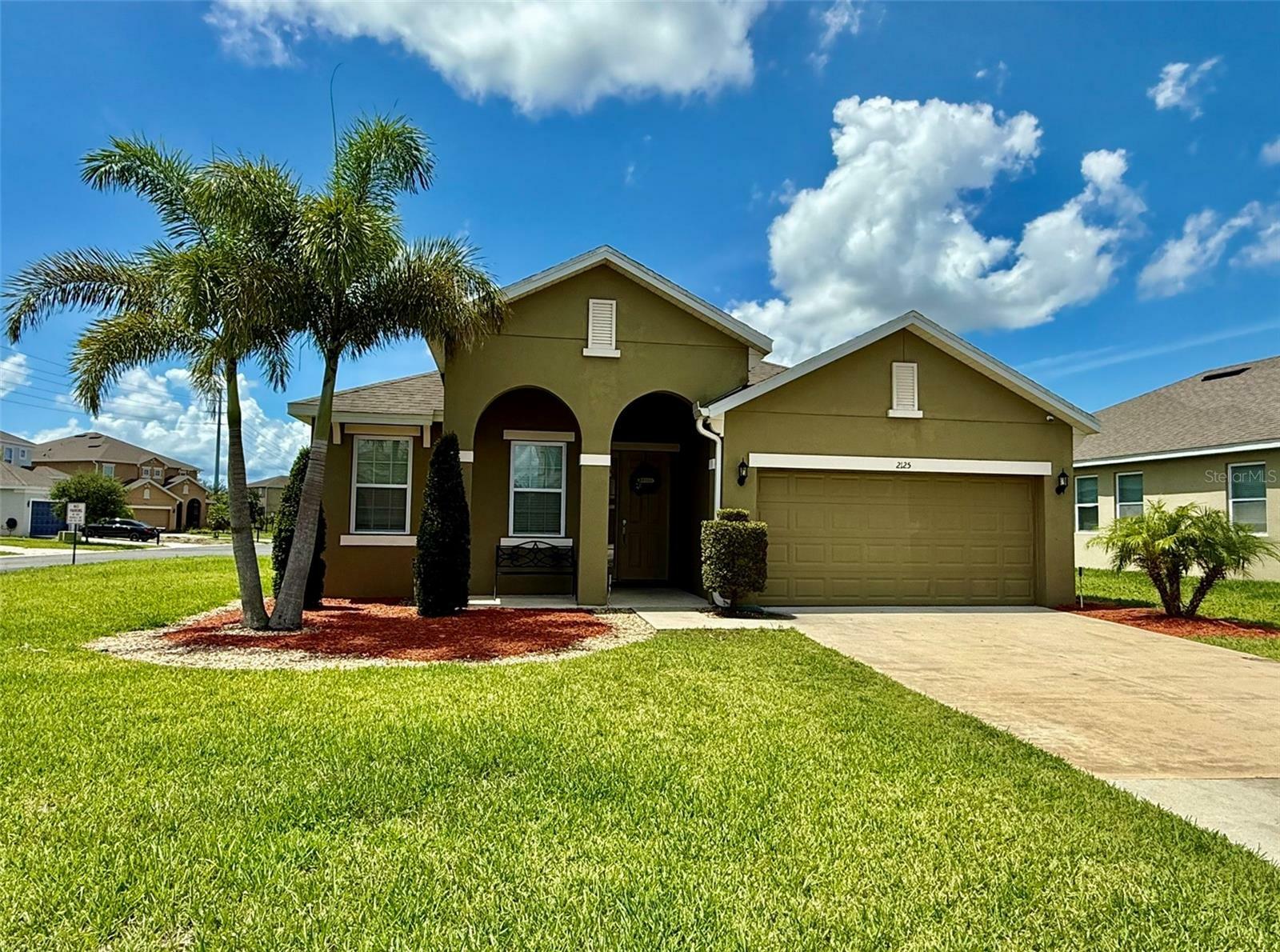 Property Photo: 2125 Crofton Avenue FL 33837