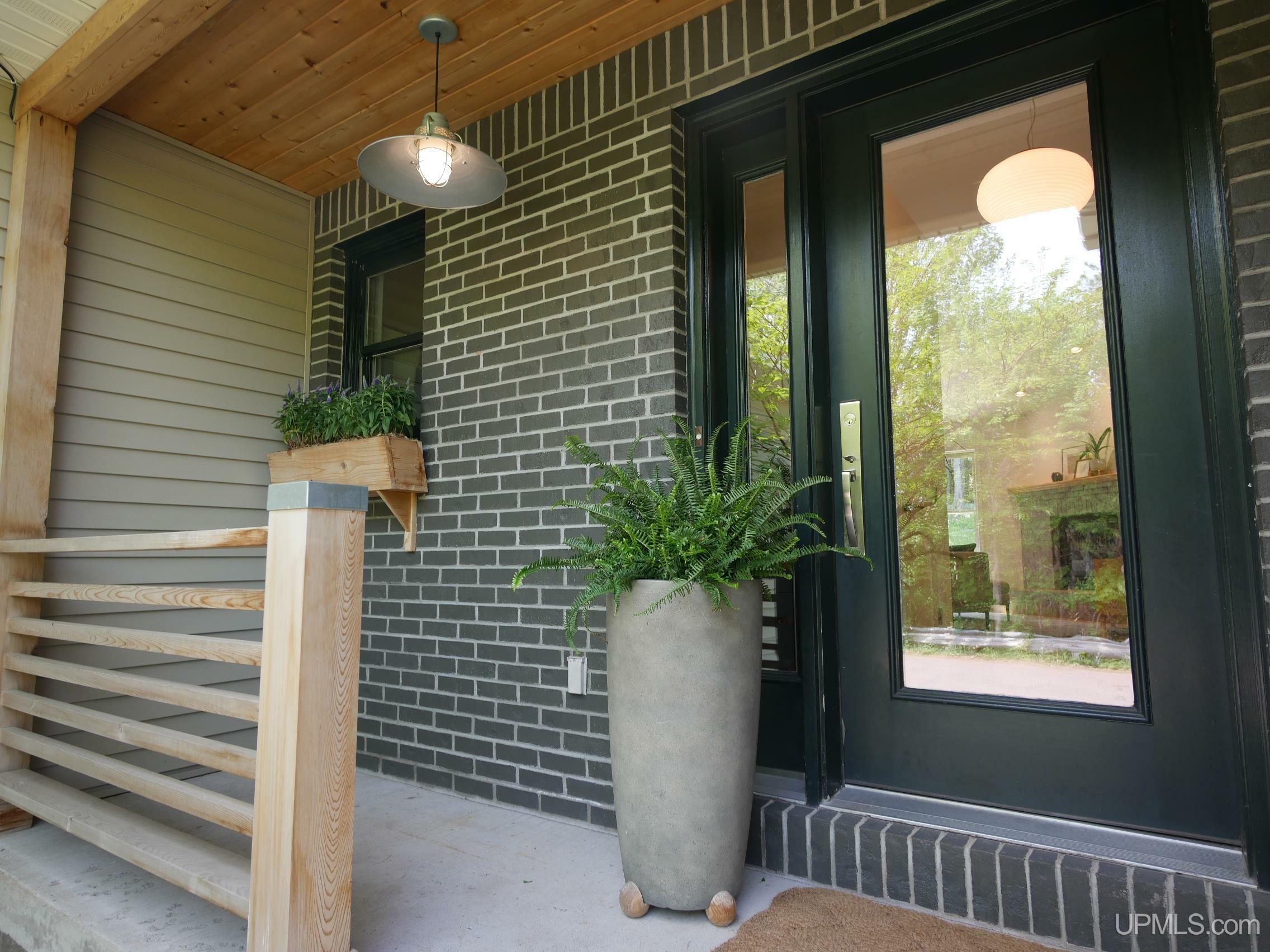 Property Photo: 303 7th Avenue MI 49931