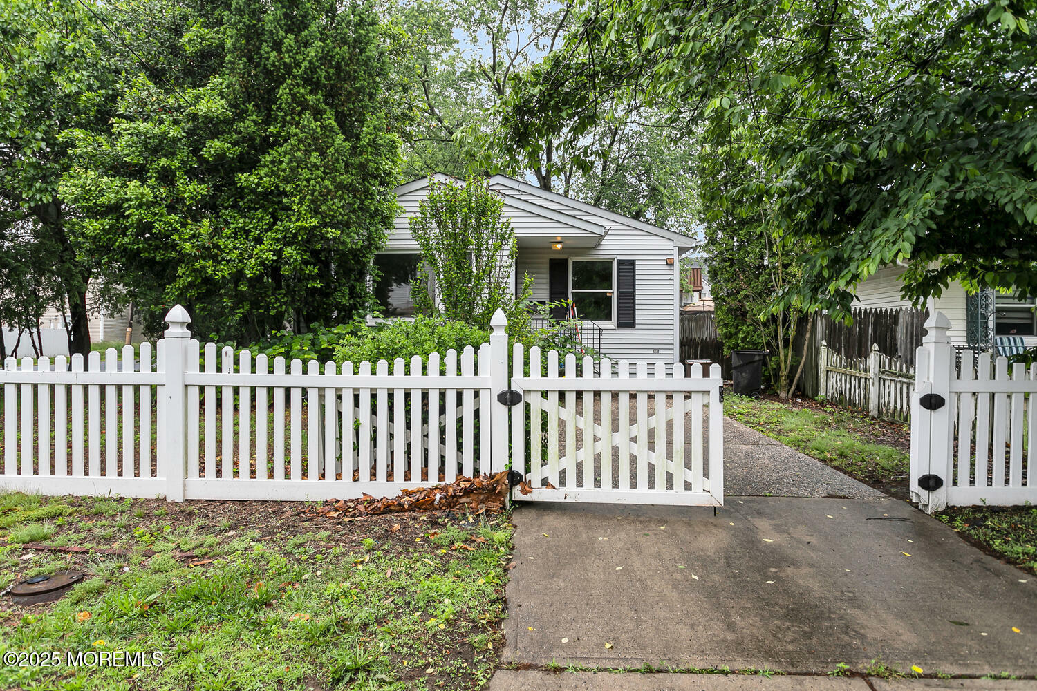 Property Photo: 204 Raritan Street NJ 07735