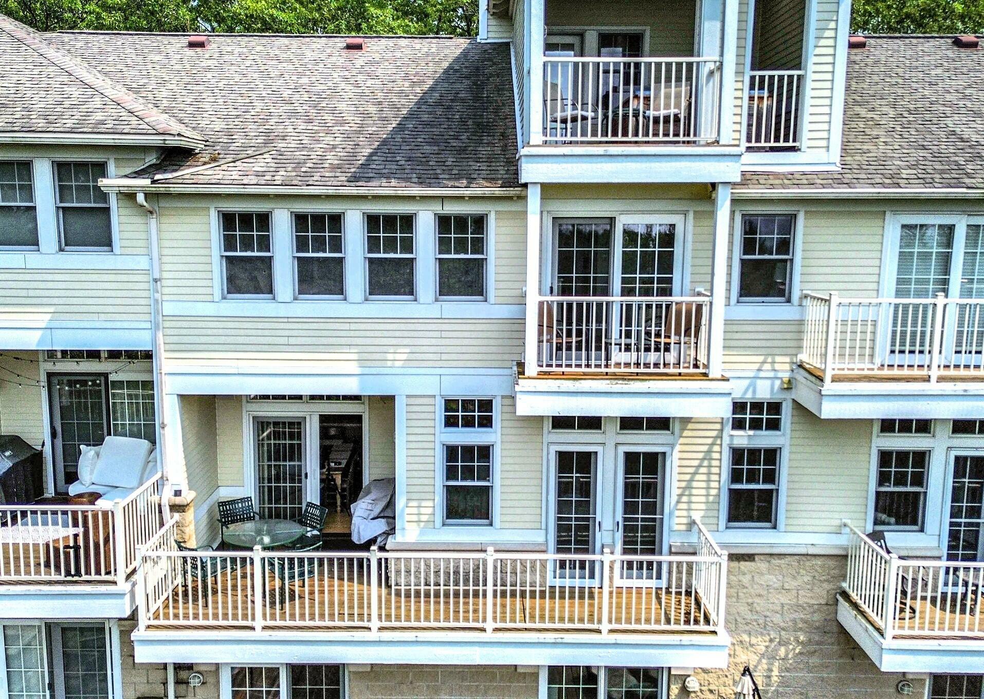 Property Photo: 18418 Dunecrest Drive MI 49117