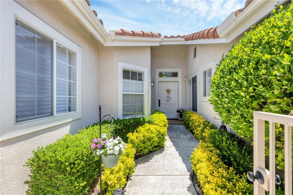 Property Photo: 28930 Paseo Caravella CA 92692