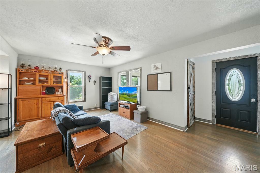 Property Photo: 28 Hill Street MO 63601