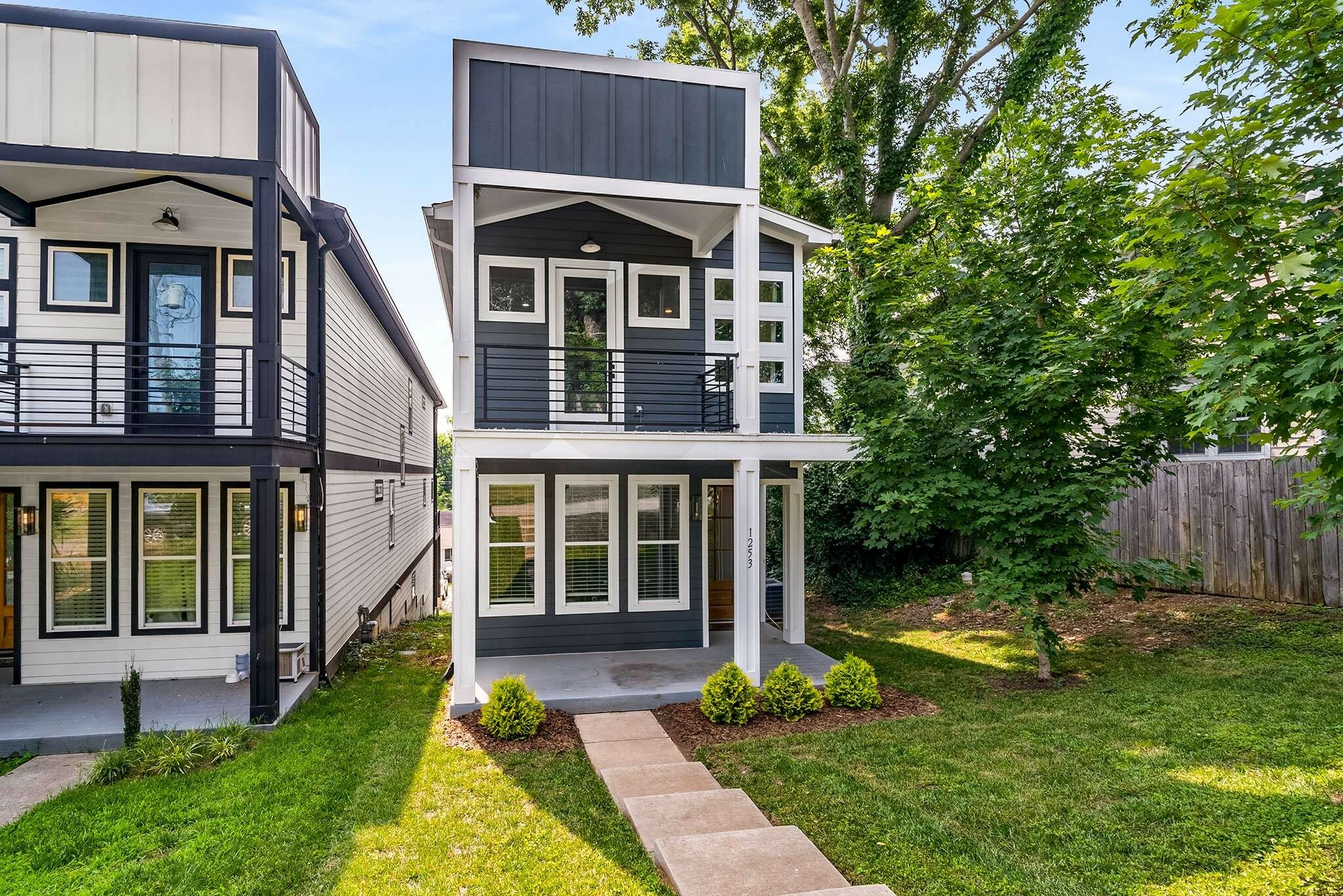 Property Photo: 1253 John St TN 37210
