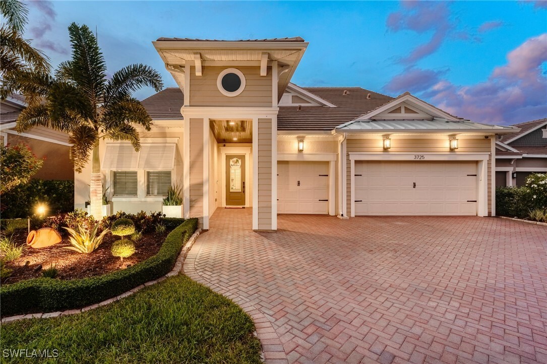 Property Photo: 3725 Helmsman Drive FL 34120
