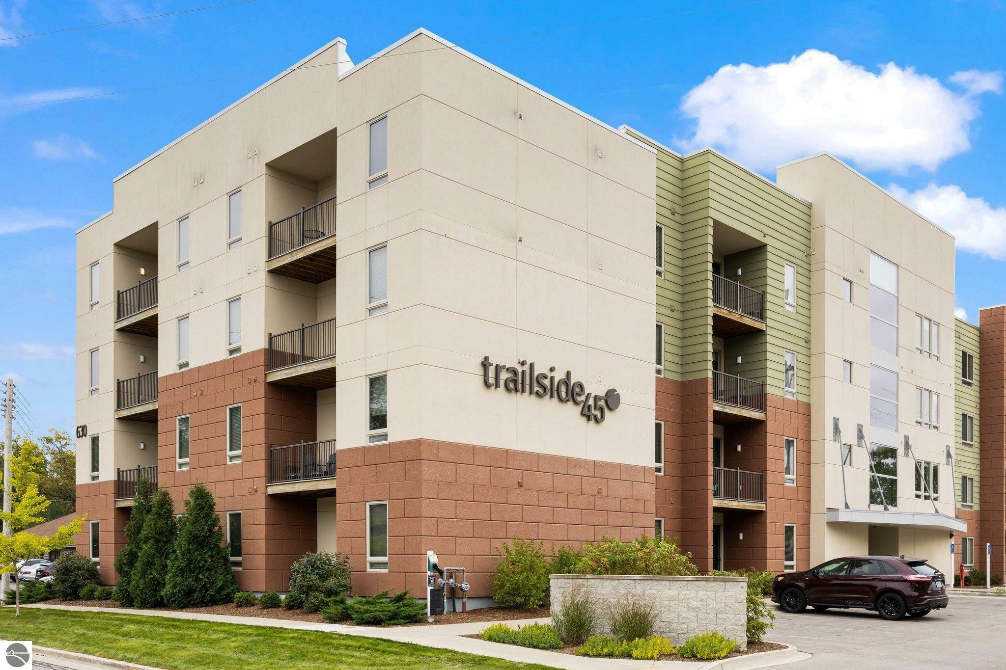 630 Garfield Avenue  Traverse City MI 49686 photo