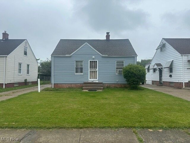 20371 Morris Avenue  Euclid OH 44123 photo