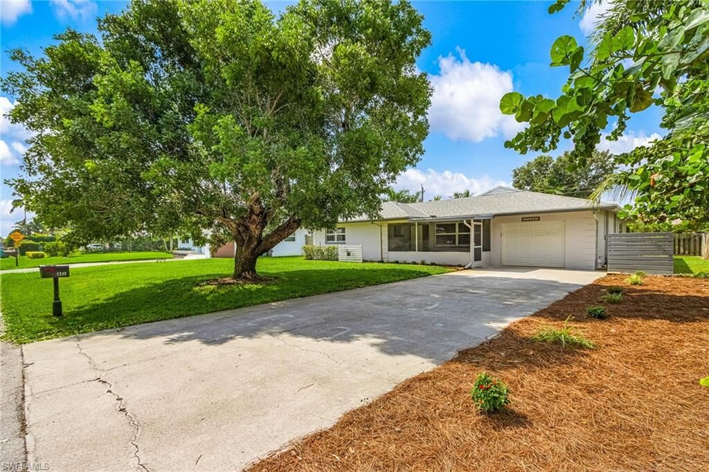 Property Photo:  1240 Pompei Ln  FL 34103 