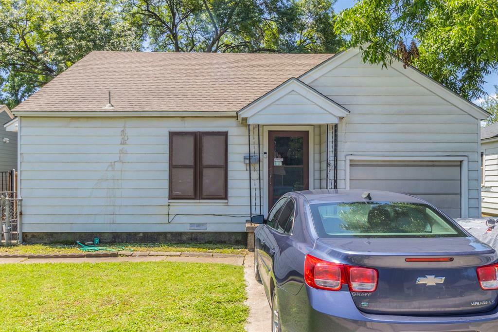 Property Photo: 1213 Pine Street TX 75050